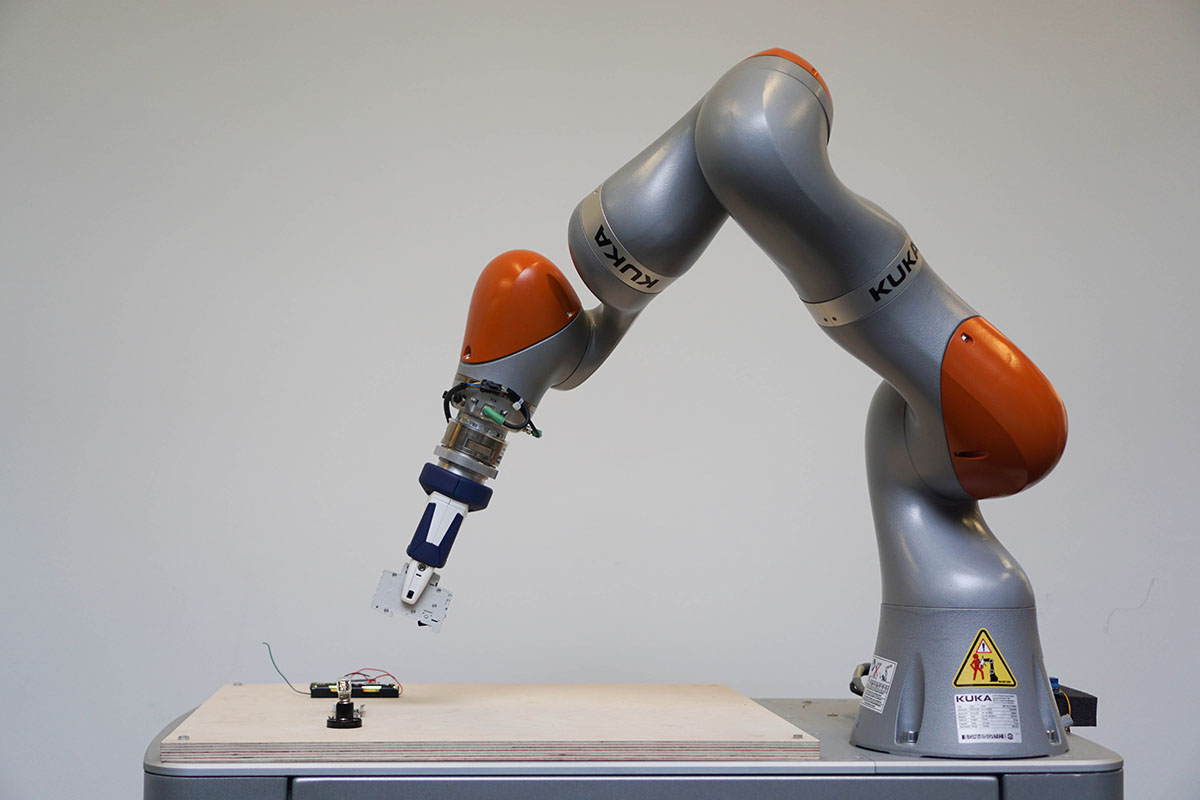 Robot arm