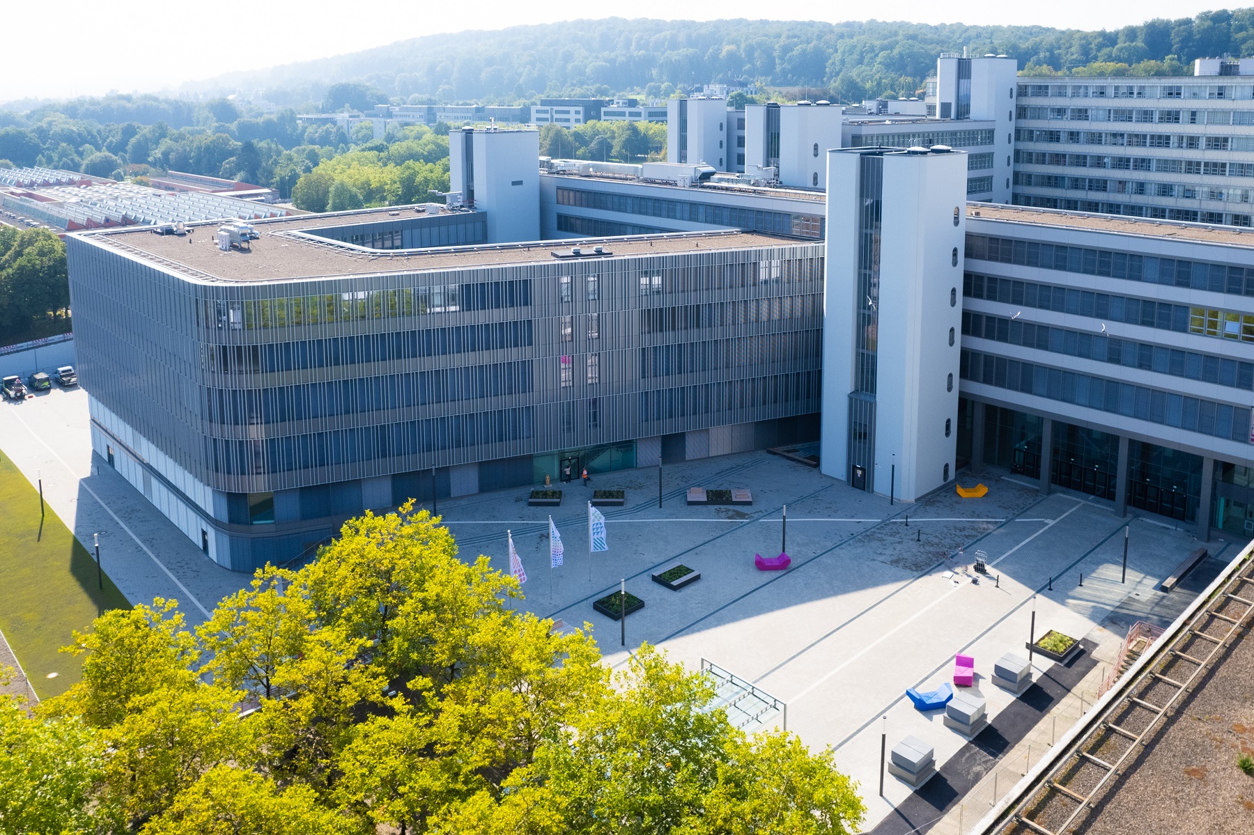 Luftaufnahme des neuen Eingangsbereichs der Universität Bielefeld