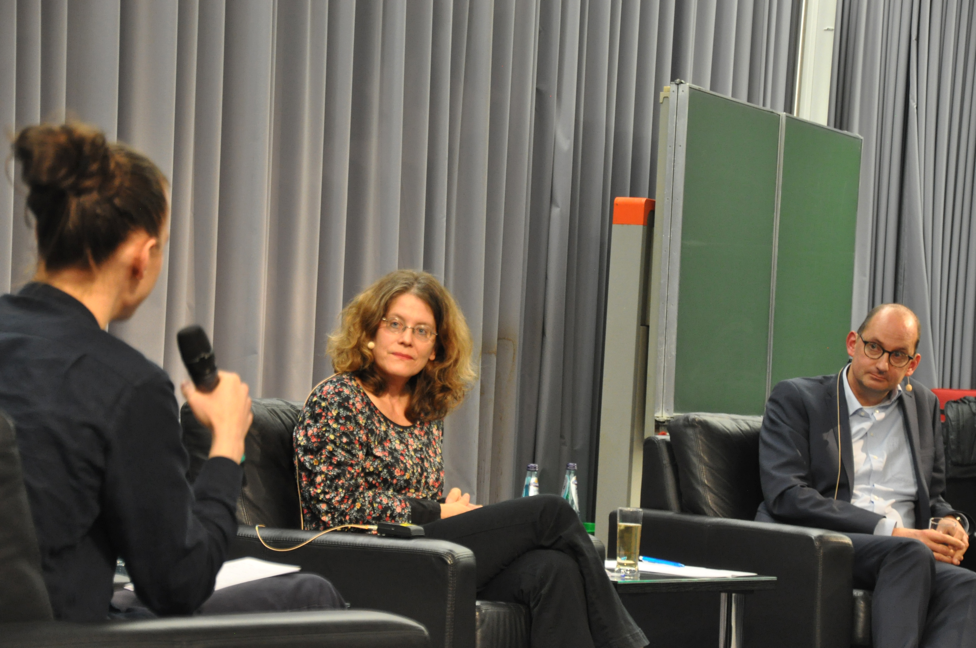 Steven Hartig (Hertz 87,9), Prof. Dr. Nikola Roßbach und Prof. Dr. Matthias Lorenz