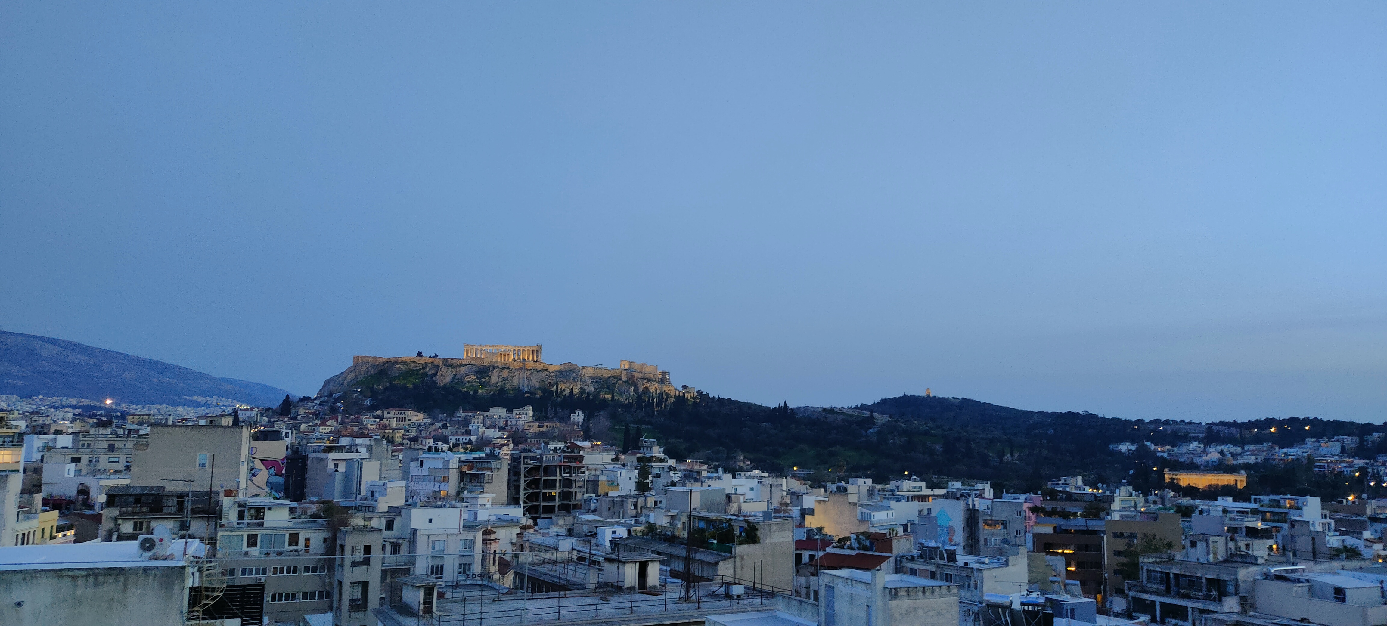Die Stadt Athen am Abend