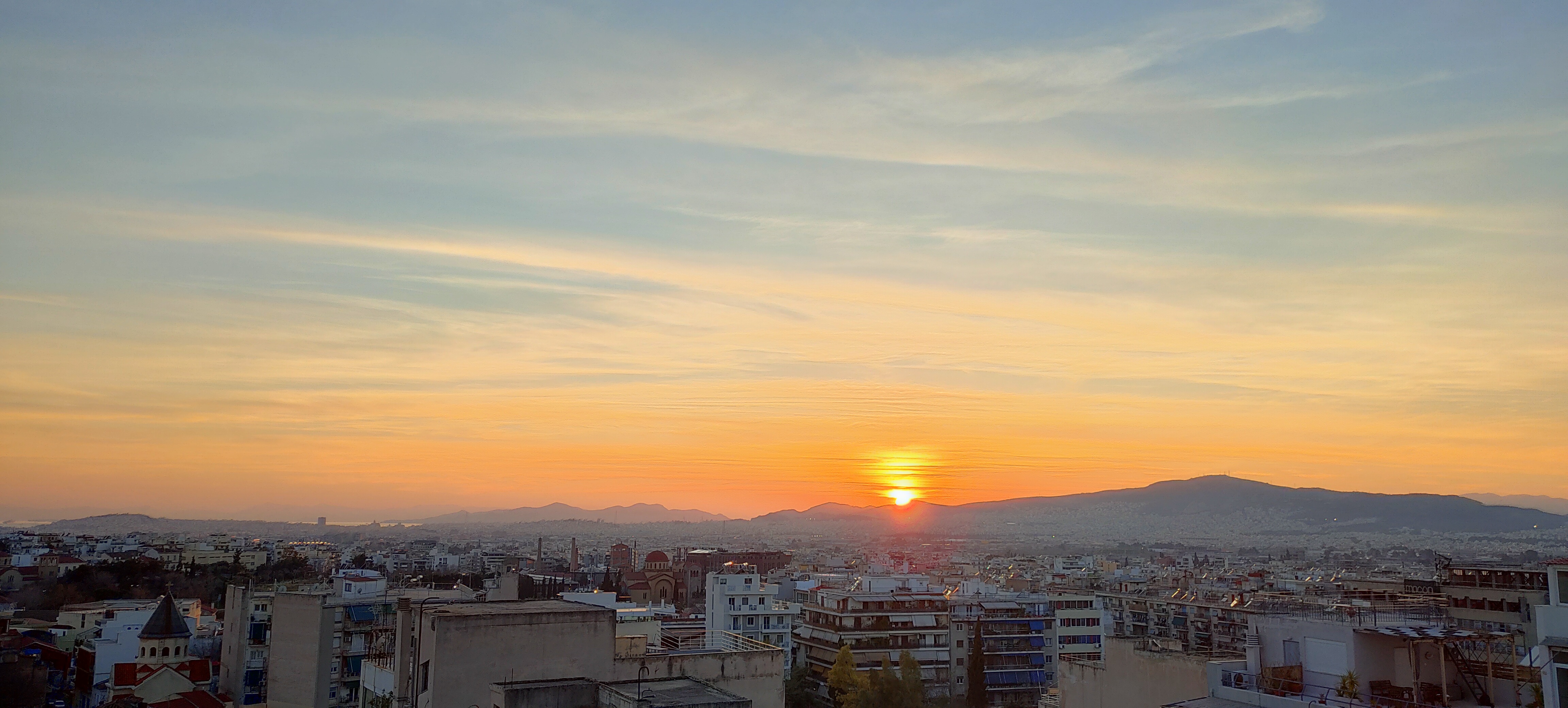 Sonnenuntergang in Athen [Foto: Neele Becker].