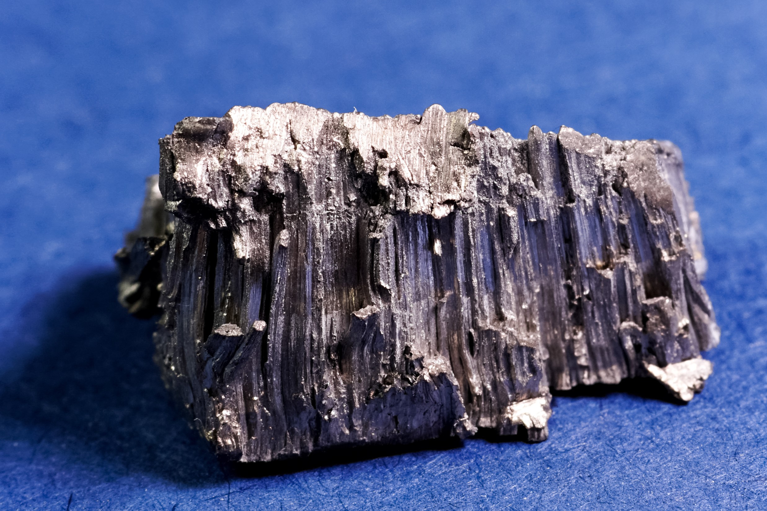 Gadolinium-Kristalle, Seltenerd-Gadolinium-Metall